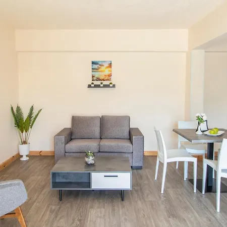 Leucolla Hill & Sea Apartamento Protaras