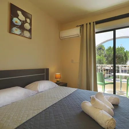 Leucolla Hill & Sea Apartamento