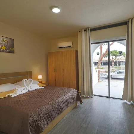 Leucolla Hill & Sea Appartement *