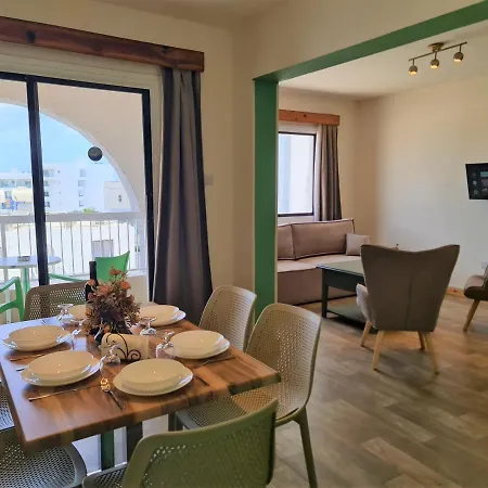 Apartment Leucolla Hill & Sea *